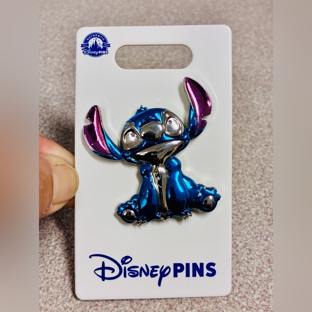 Disney Parks Stitch Shiny Metallic Sculptured Series Pin